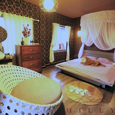Hilly Hostel Далат Экстерьер фото